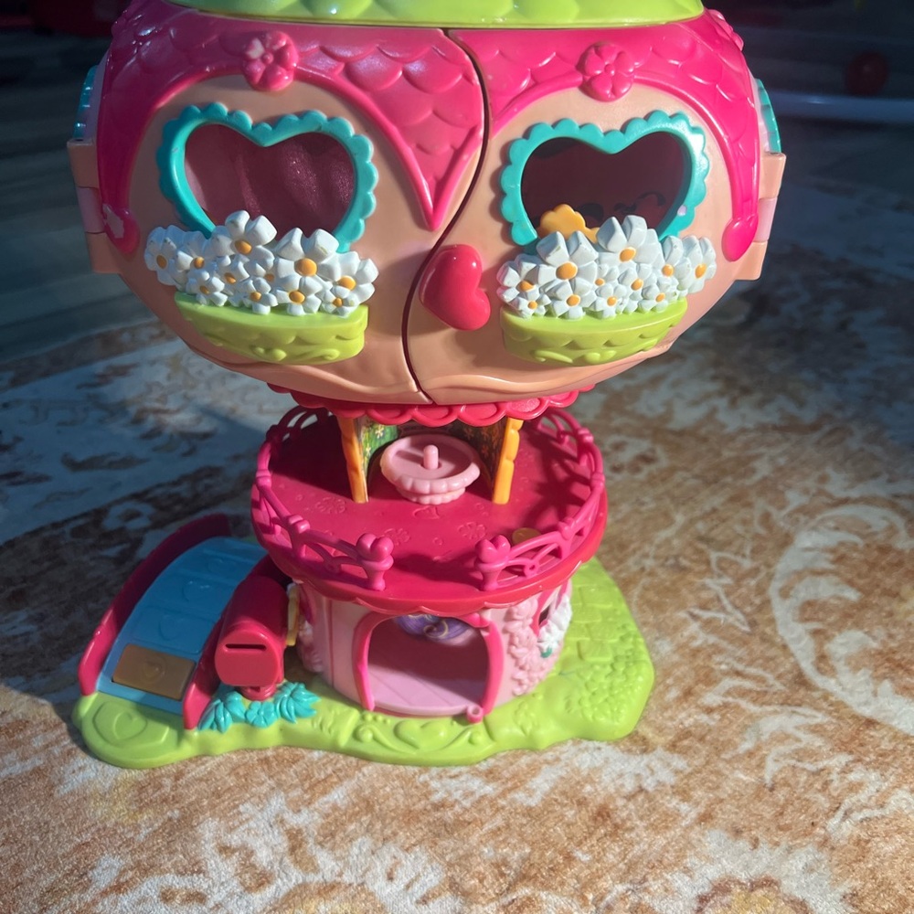 My Little Pony Balloon House